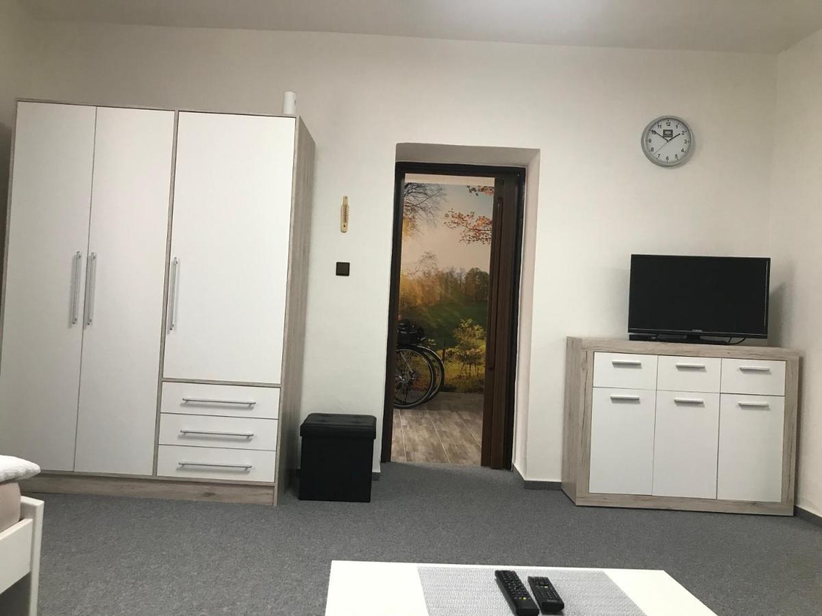 Cyklo-Moto Apartman Lomnice nad Lužnicí 外观 照片