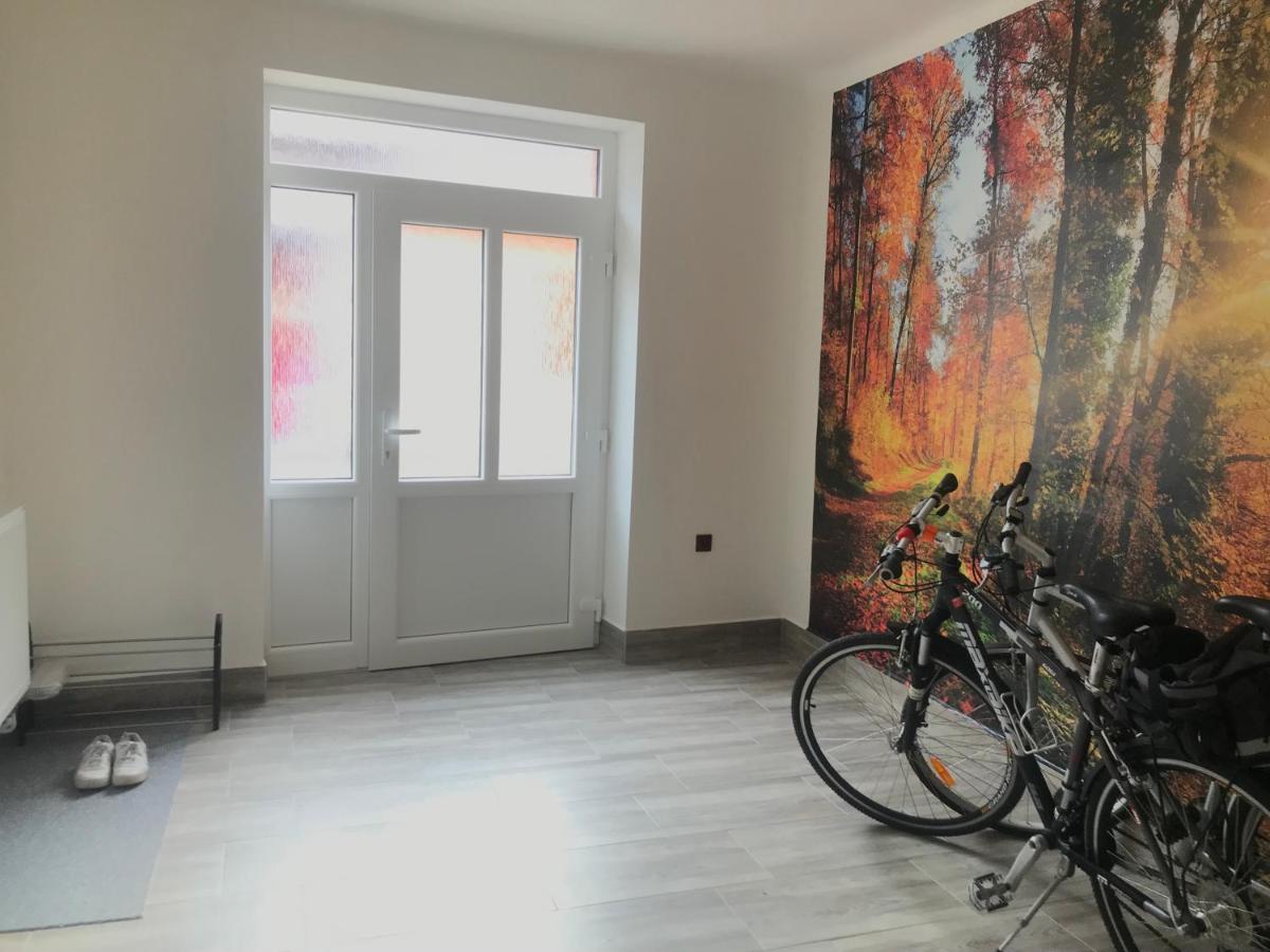 Cyklo-Moto Apartman Lomnice nad Lužnicí 外观 照片
